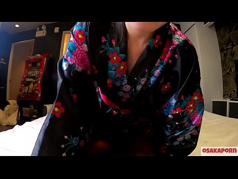 ❤️ Ung cosplay tjej älskar sex till orgasm med en spruta i en hästskötare och en avsugning. Asiatisk tjej med hårig fitta och vackra bröst i traditionell japansk dräkt i amatörvideo som visar onani med knullleksaker. Sakura 3 OSAKAPORN. ️❌ Kvalitets sex at us ️❤